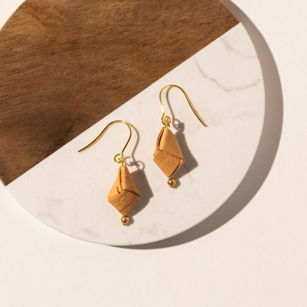 白樺のかたち|しずく(Birch drop)